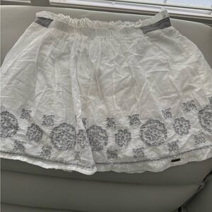 Hollister White and Gray Embroidered Mini Skirt